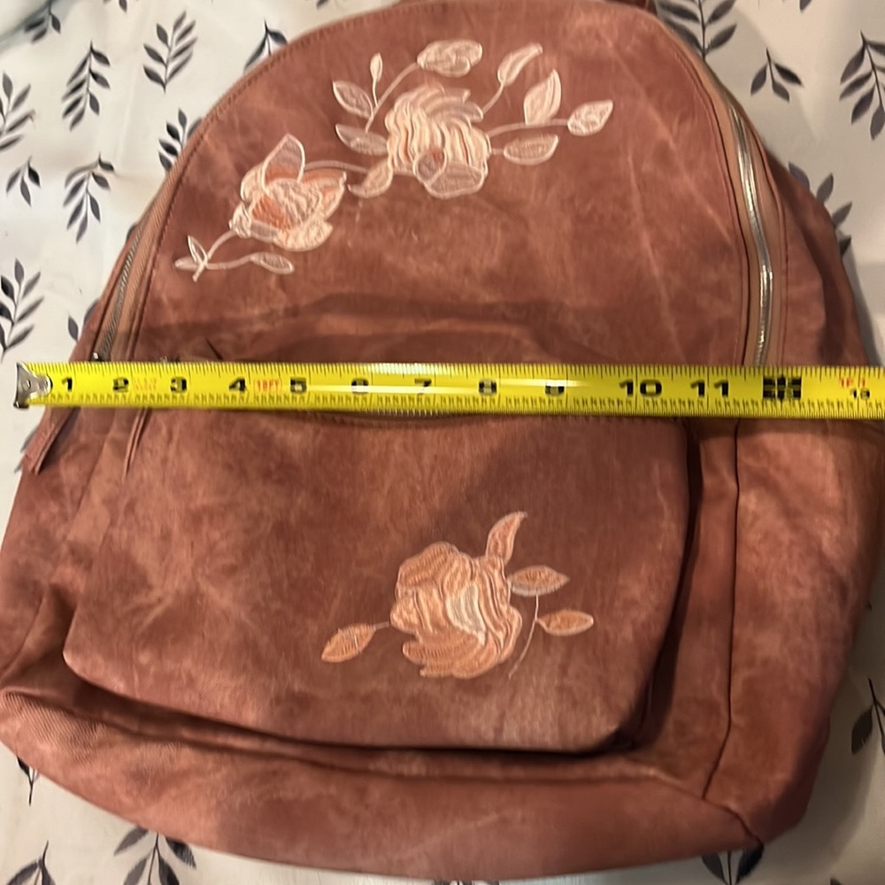 Rose backpack - Picture 7 of 8